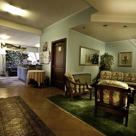 Hotel Nastro Azzurro Monguzzo Екстериор снимка