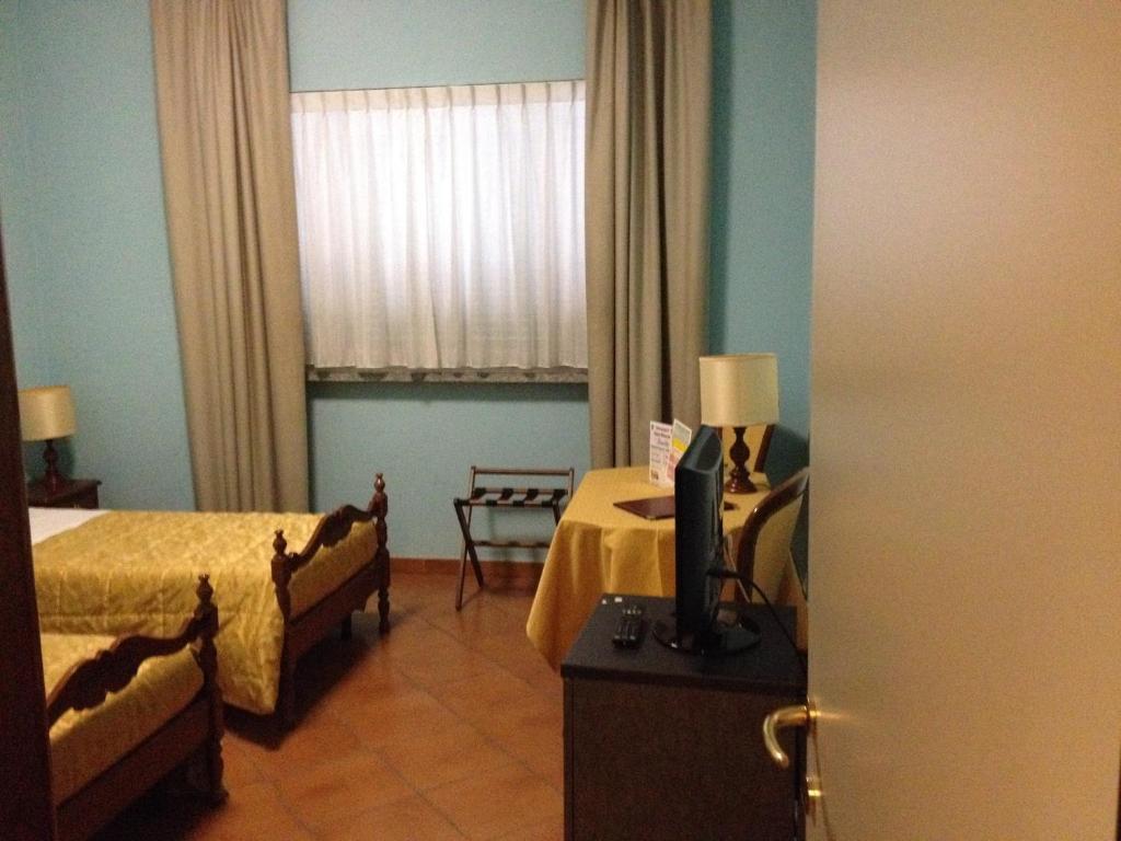 Hotel Nastro Azzurro Monguzzo Стая снимка