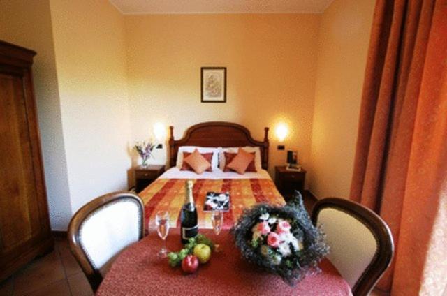 Hotel Nastro Azzurro Monguzzo Екстериор снимка
